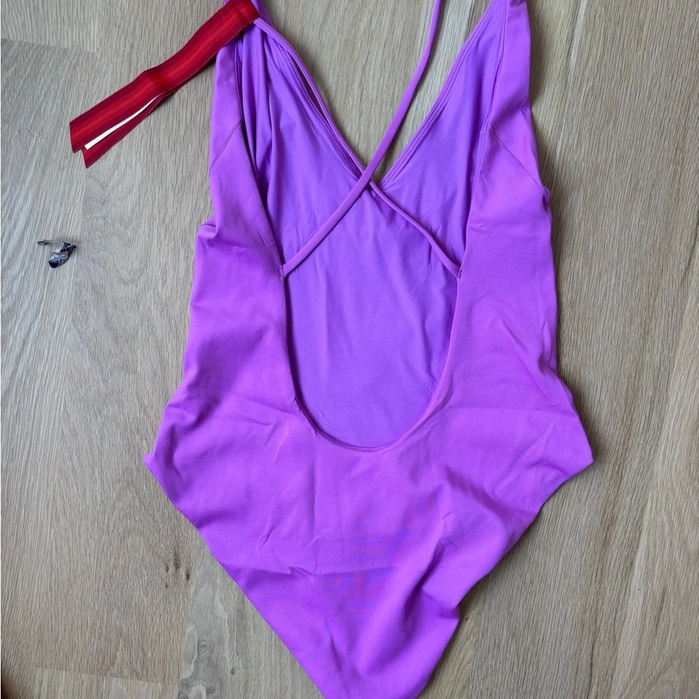 Left On Friday Weekender suit in Punch NWT - Picture 4 of 7